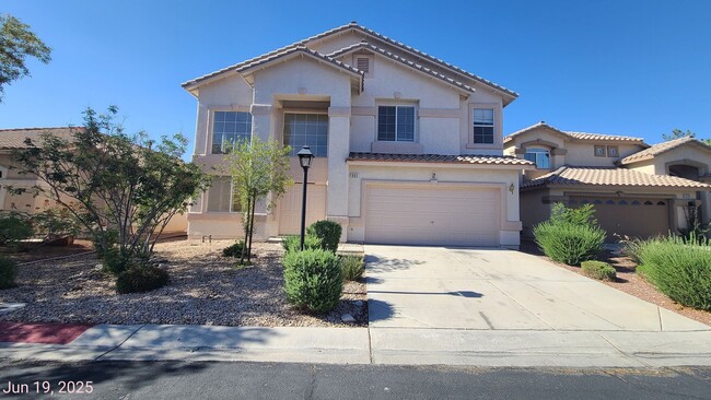 Beautiful 2 Story 4 Bedroom home - Beautiful 2 Story 4 Bedroom home