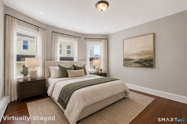Photo - 380 Gurdon St