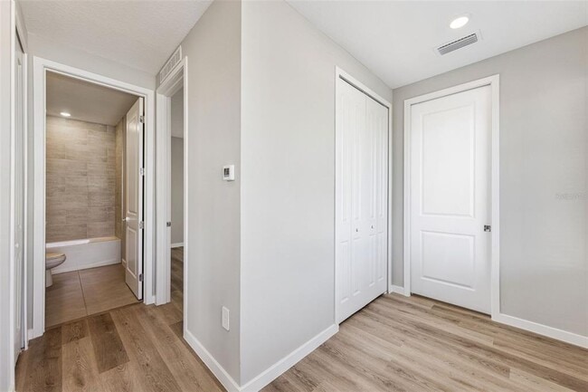 Photo - 544 N Bumby Ave