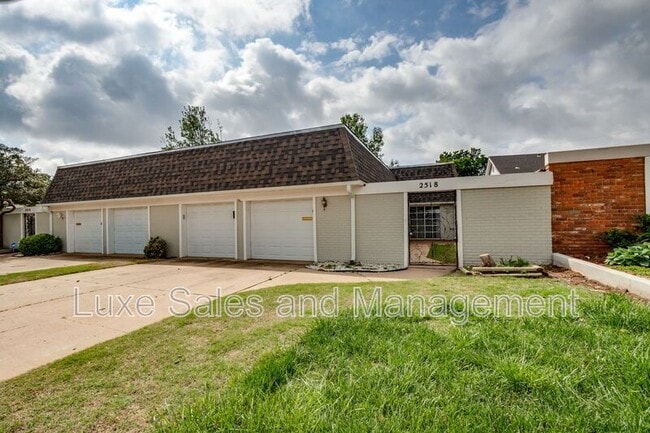 Building Photo - 2518 NW 62nd St