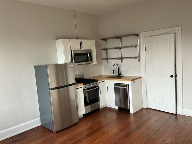 Photo - 920 Washington Ave Unit # 5