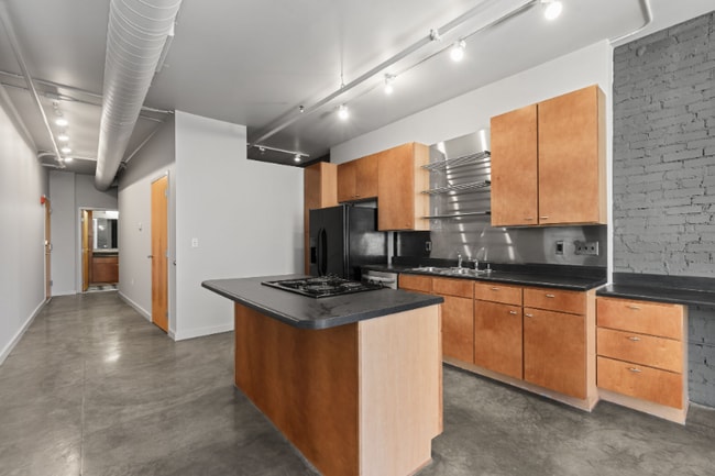 Photo - 1006 Olive St Unidad 701