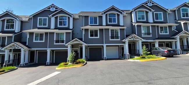 Building Photo - 16125 Juanita Woodinville Way NE Unit 416