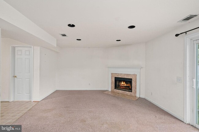 Photo - 306 Batley Ct