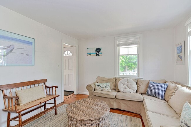 Photo - WINTER RENTAL: Changes In Latitude (Dogs Welcome!)