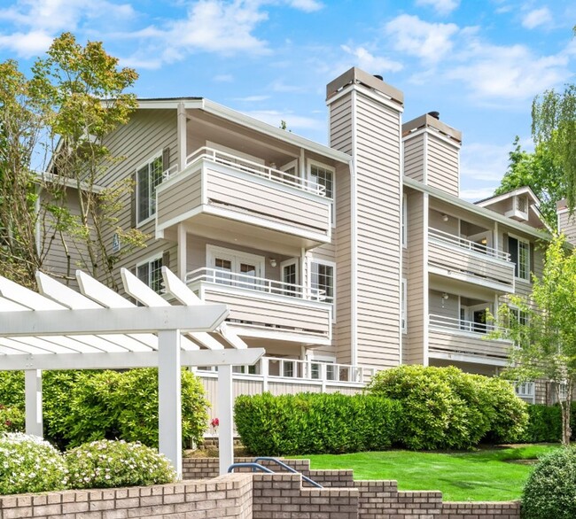 2Bd/2Ba Woodinville Condo - 2Bd/2Ba Woodinville Condo