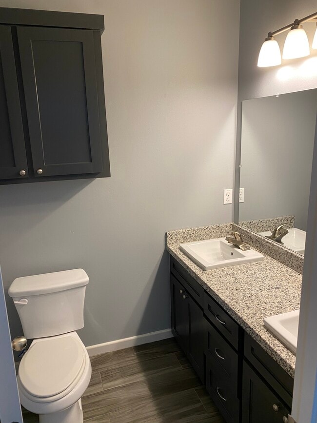 Building Photo - 513 Teague Avenue Unit Apt3