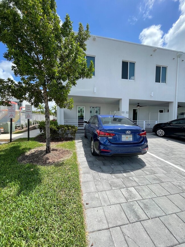 Photo - 6450 NW 102nd Ct Unit APT 104