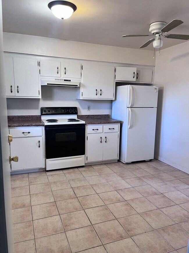 2943 La Salle Ave Condo Condo for Rent in Rockford, IL