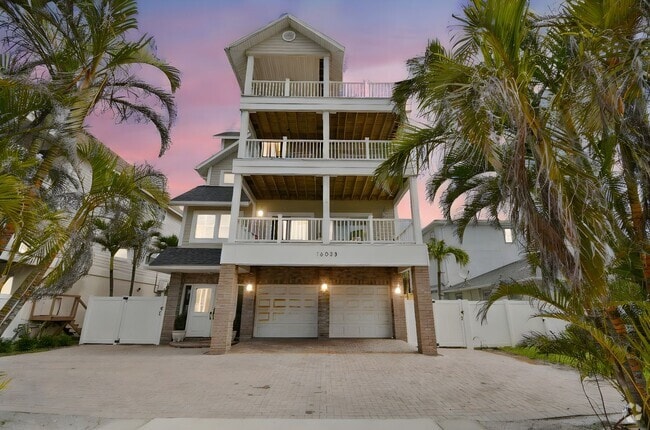 Building Photo - 16033 Gulf Blvd Rental