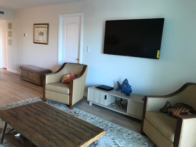 Photo - 420 64th Ave Unit 208