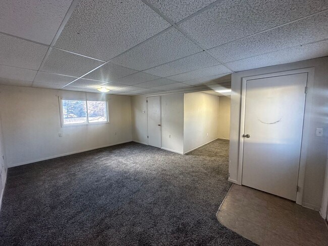 Photo - Two Bedroom, Pet Friendly House!