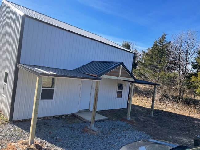 Building Photo - 328 Stone Mountain Rd