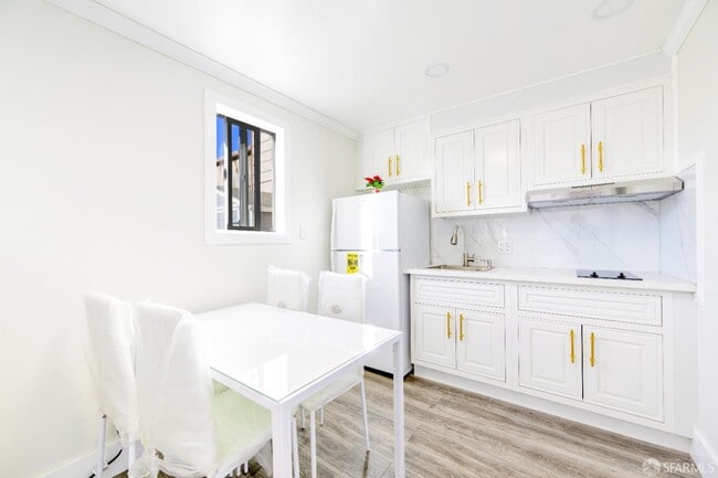 Photo - 2371 30th Ave