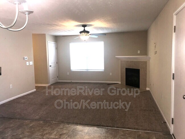 Photo - 5679 Marshfield Dr