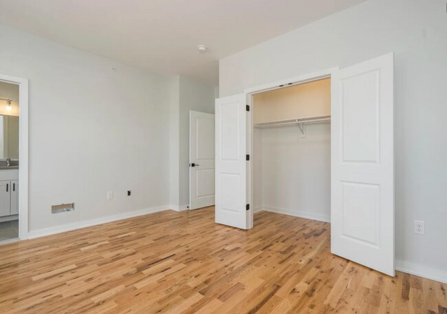Photo - 2532 Alter St