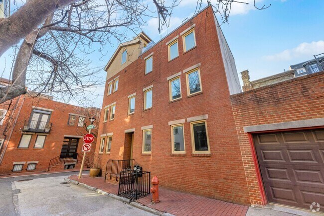 Building Photo - 220 S Sartain St Unit Wash West with Parking Rental