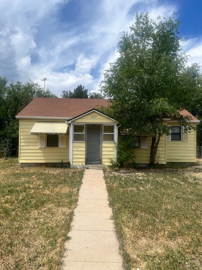 Photo - 1409 Hanover St