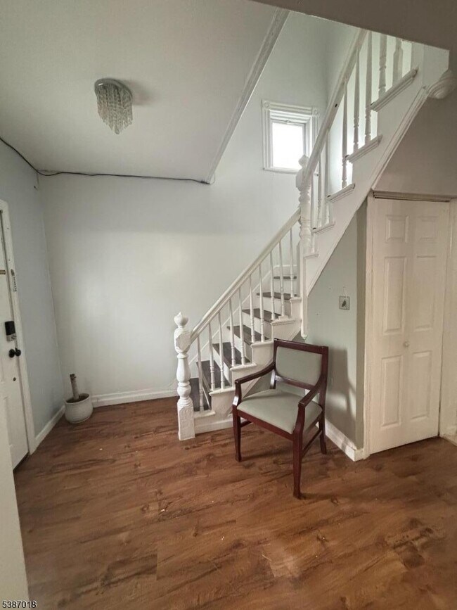 Photo - 602 E 23rd St