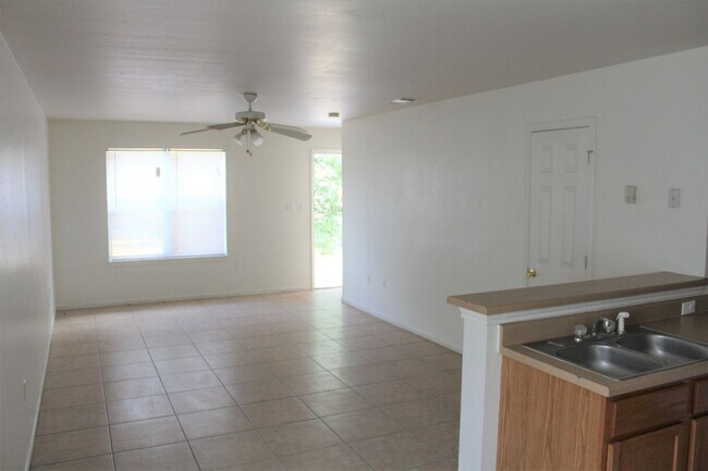 Photo - 604 N Main St Unit D - 604 N Main