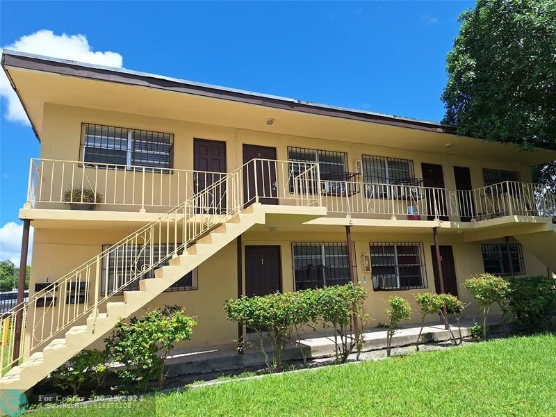 2751 NW 56th St Apartment - Miami, FL | ForRent.com