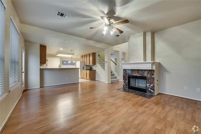 Building Photo - 2429 Ravenhurst Dr Rental