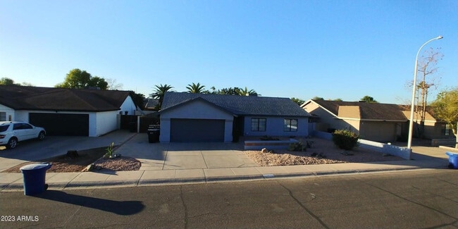 Photo - 4641 W Whitten St