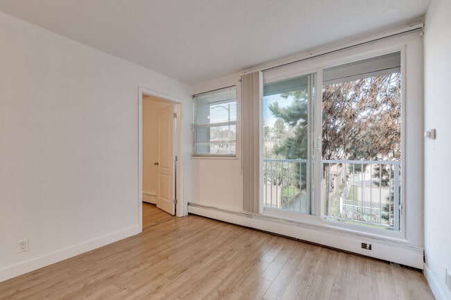 1 BR - Marine Terrace