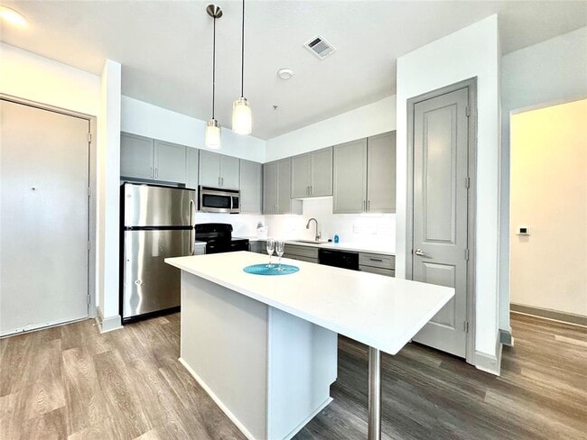 Photo - 3333 Weslayan St Condo Unit 2464