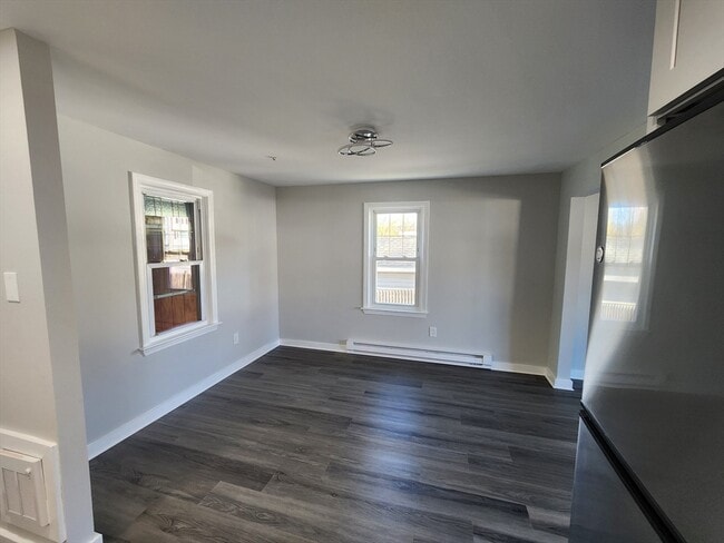 Photo - 11 Regina Rd