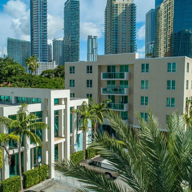 Building Photo - 1550 Brickell Ave Rental