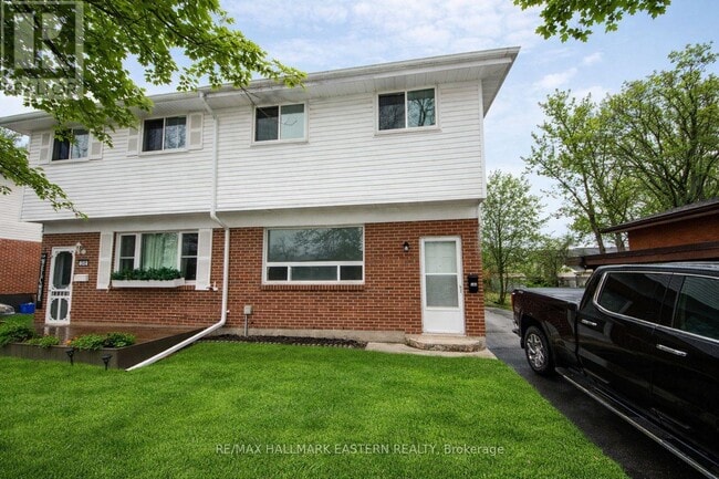 Photo - 24 A Springbrook Dr