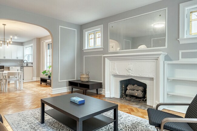 Photo - 7024 Forsyth Blvd Unit 2E