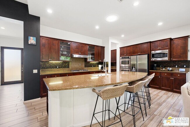 1420 Lorena Way