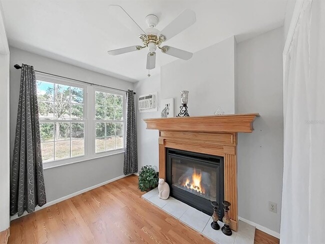 Photo - 878 Rustic Oaks Dr