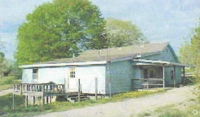 Building Photo - PATTON - 4BD Home On Over 1/2 Acre Lot - $...