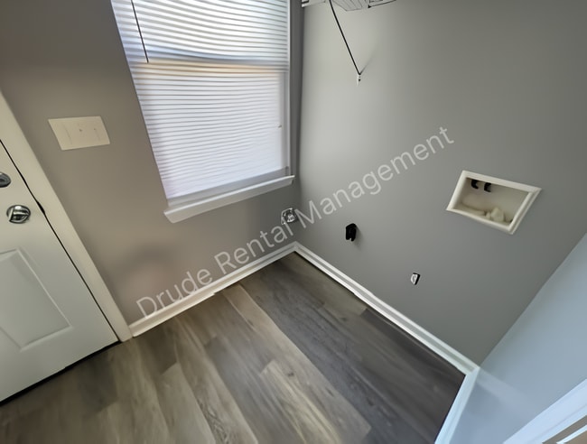 Photo - 809 E Thomas St