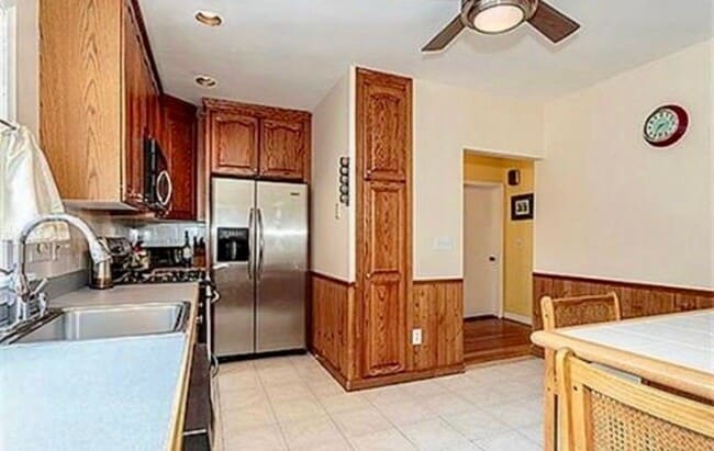 Photo - 18 Moulton Rd Unit 2