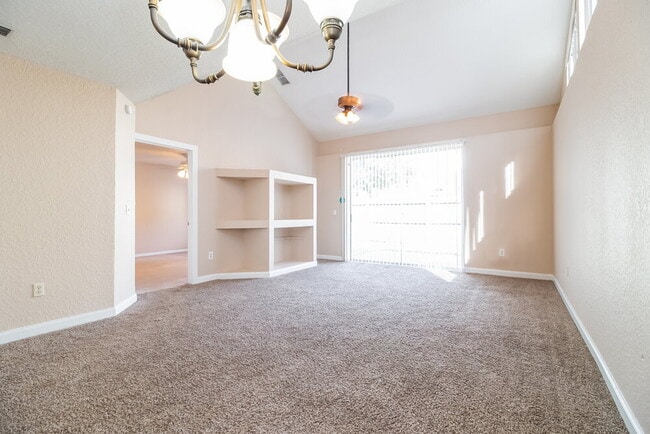 Photo - 831 Cave Hollow Ln