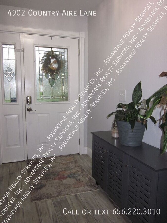 Photo - 4902 Country Aire Ln