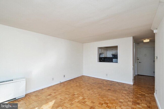 Photo - 224 W Rittenhouse Square Unit 809