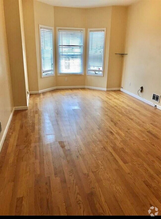 Building Photo - 215 Delaware Ave Rental