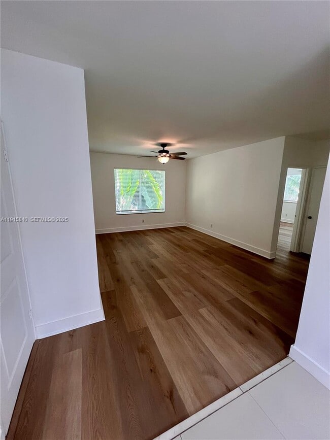 Photo - 1198 Marseille Dr Unit 4