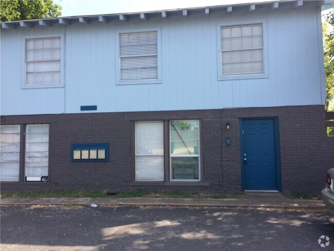 Building Photo - 1915 Hearthstone Dr Rental