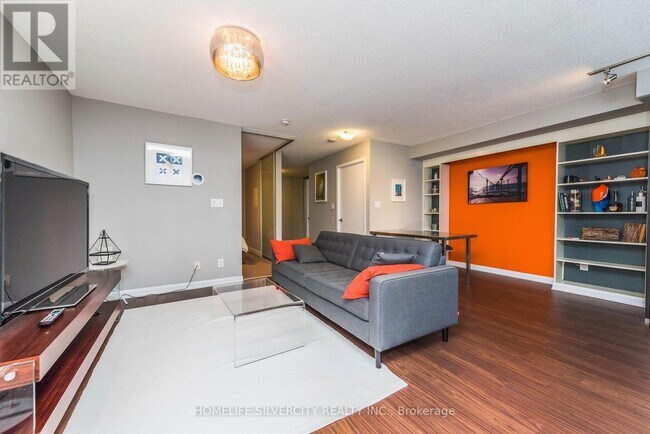 Photo - 205 Frederick St Unit 404