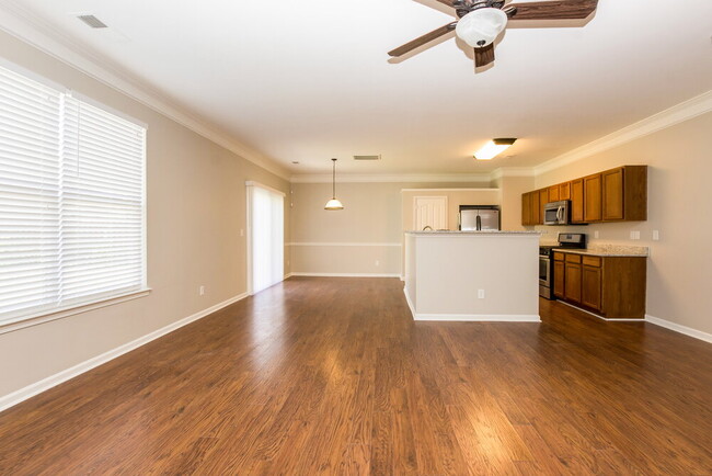 Photo - 6694 Sequoia Hills Dr