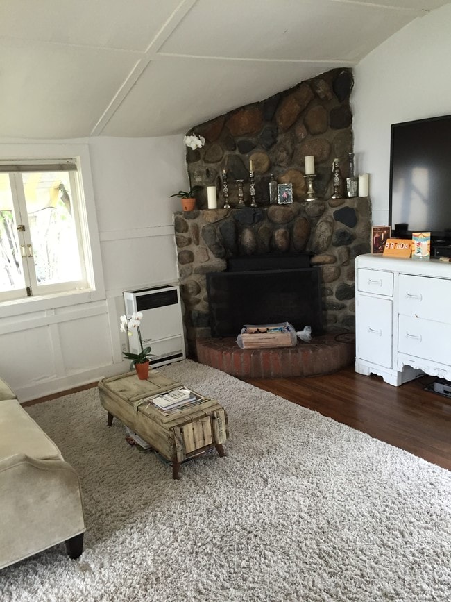 Photo - 2612 Victoria Dr