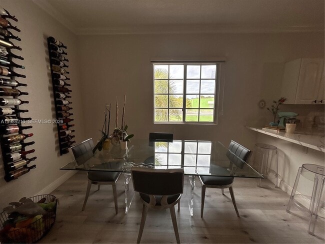 Photo - 2734 Bird Ave Unit 204