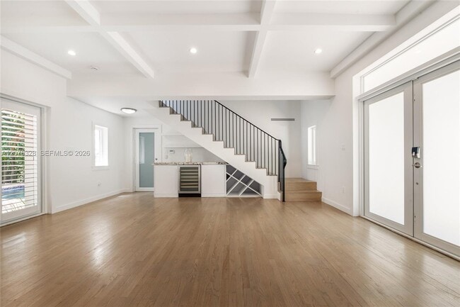 Photo - 100 Sarto Ave
