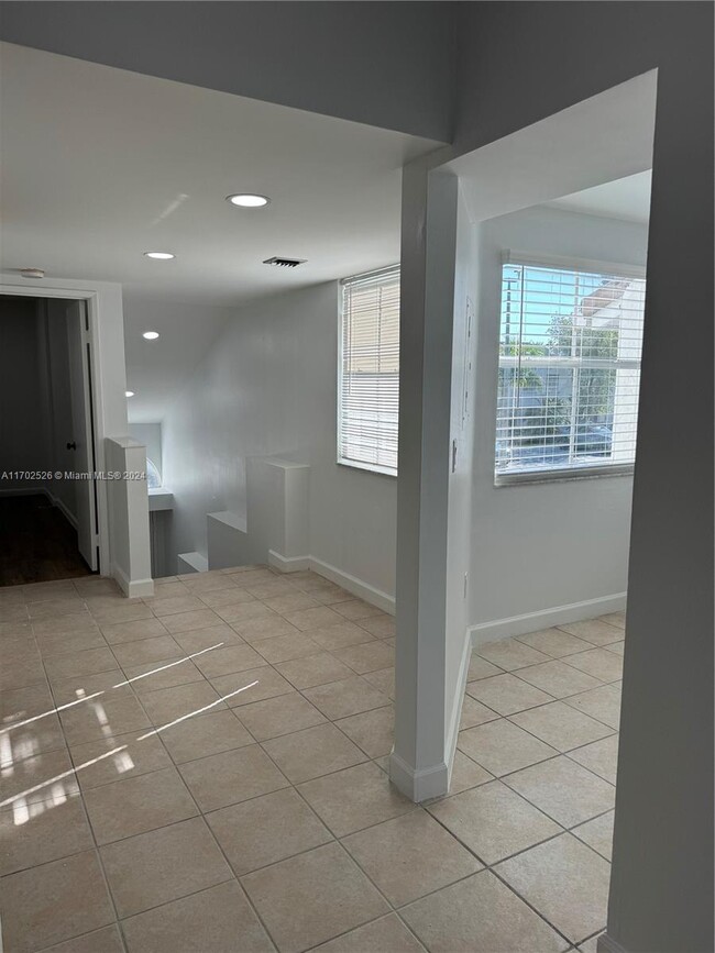 Photo - 4738 NW 97th Ct Condominio Unidad 84